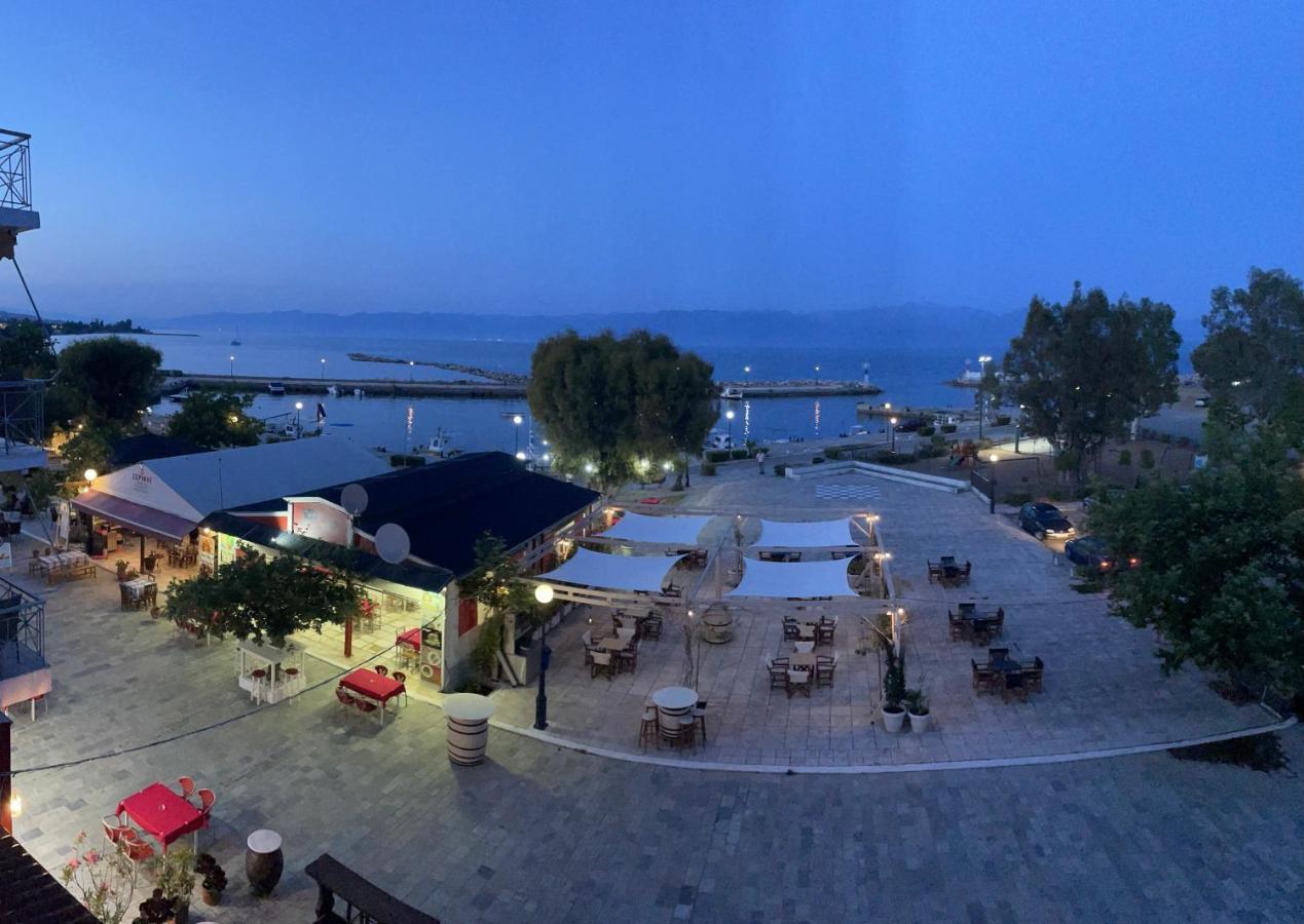 Grand Apartments Nea Koroni Exterior foto